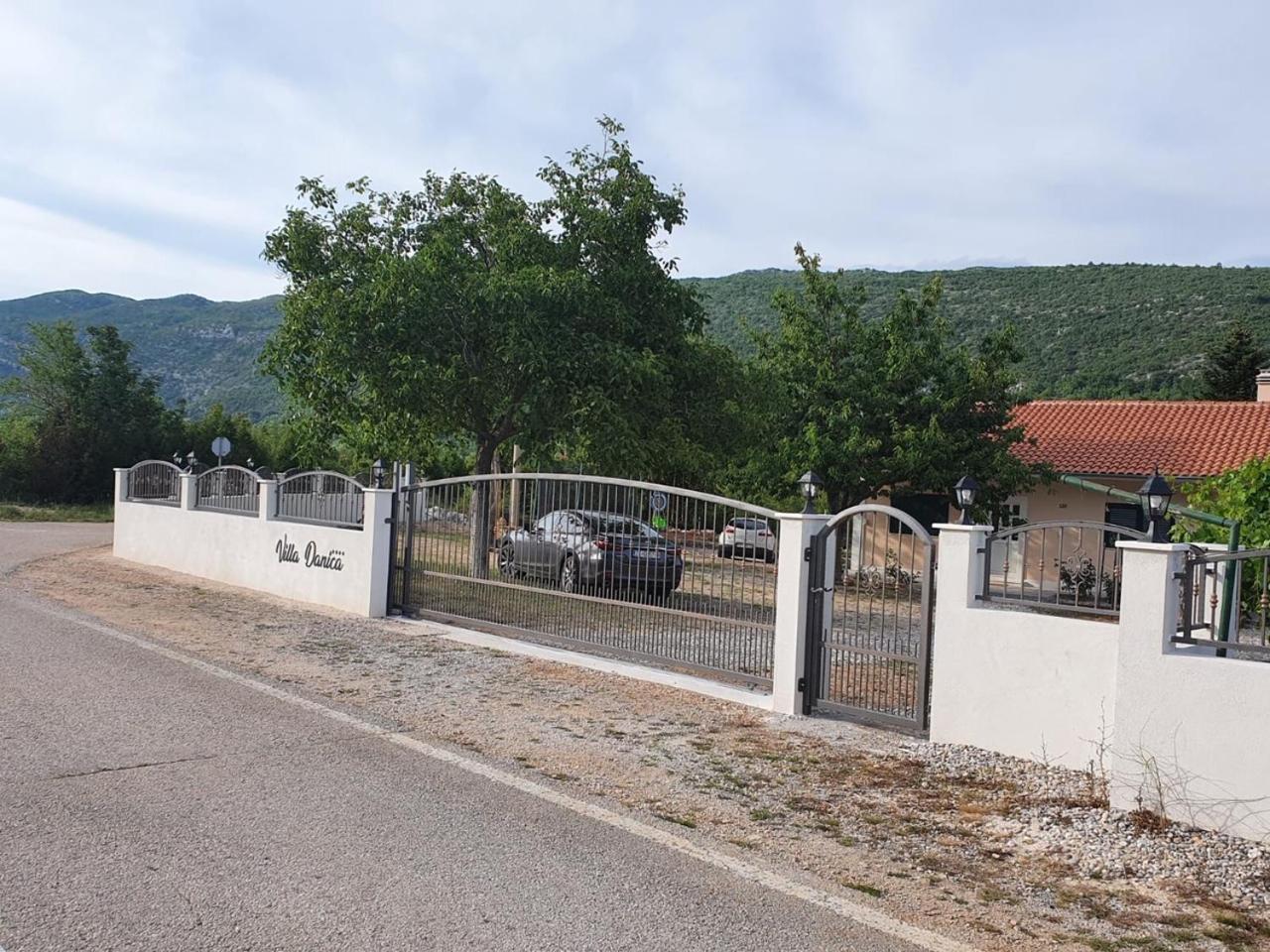Holiday Home Danica Ozici Экстерьер фото